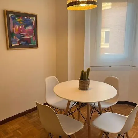 Acogedor Y Soleado Recien Amueblado En * خيخون